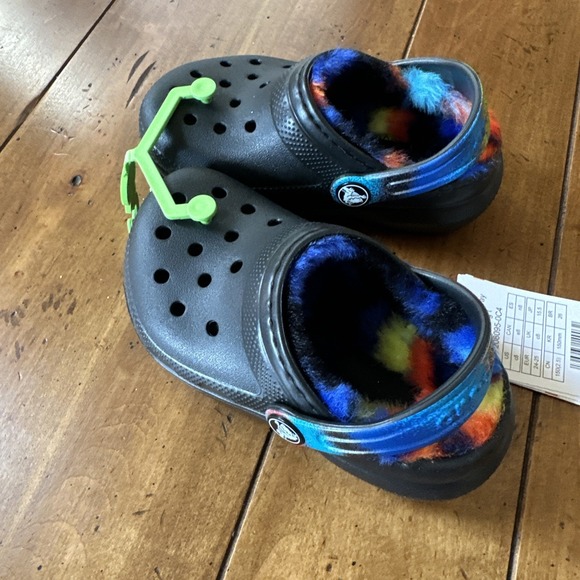CROCS Classic Lined Spray Dye Clog Black/Multi Shoes US  C 8 Comfy And Cute S064 - Picture 4 of 5